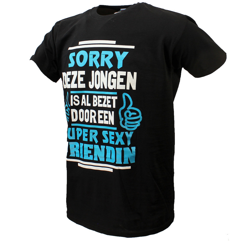 Fun & Fashion Sorry This Boy Is Taken By A Super Sexy Girlfriend T-Shirt Schwarz Fun & Fashion Sorry This Boy Is Taken By A Super Sexy Girlfriend T-Shirt Schwarz