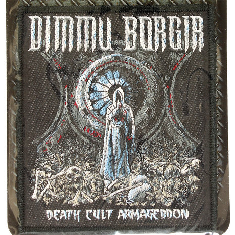 Band Merchandise Dimmu Borgir Death Cult Armageddon Logo Standard Woven Patch Emblem Mehrfarbig – Offizielles Merchandise Band Merchandise Dimmu Borgir Death Cult Armageddon Logo Standard Woven Patch Emblem Mehrfarbig – Offizielles Merchandise
