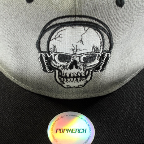 Popmerch Originals Skull with Headphones Snapback Cap Pet - Origineel Design Popmerch Originals Skull with Headphones Snapback Cap Pet - Origineel Design