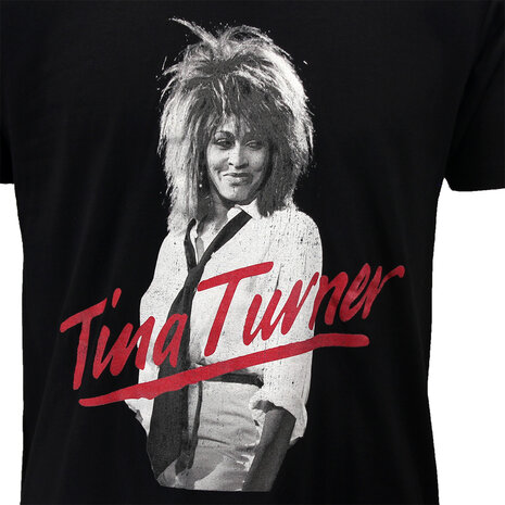 Band Merchandise Tina Turner Photo Pose Red Logo T-Shirt - Officiële Merchandise Band Merchandise Tina Turner Photo Pose Red Logo T-Shirt - Officiële Merchandise