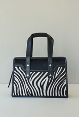 Gigi, zebra/black