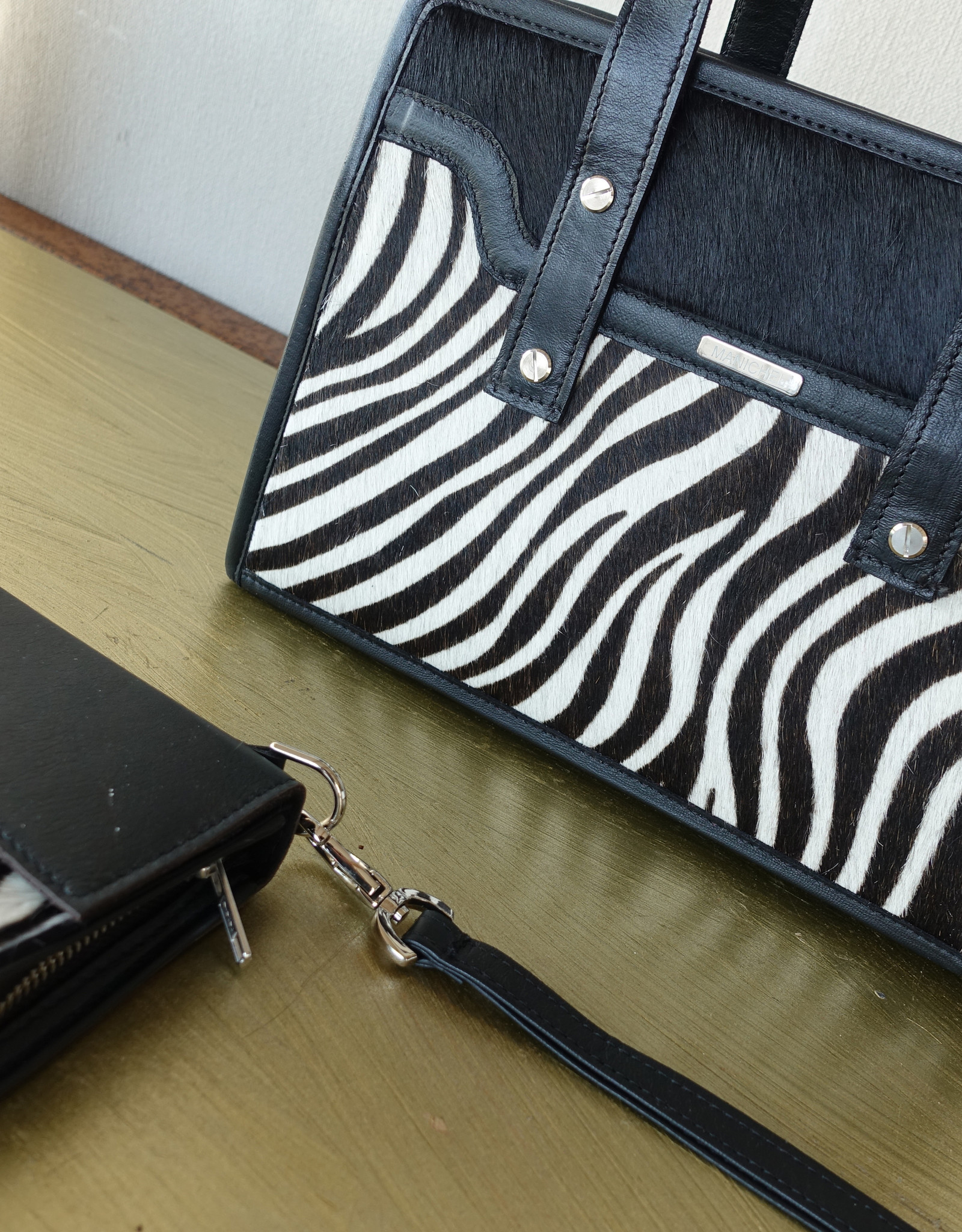 Gigi, zebra/black