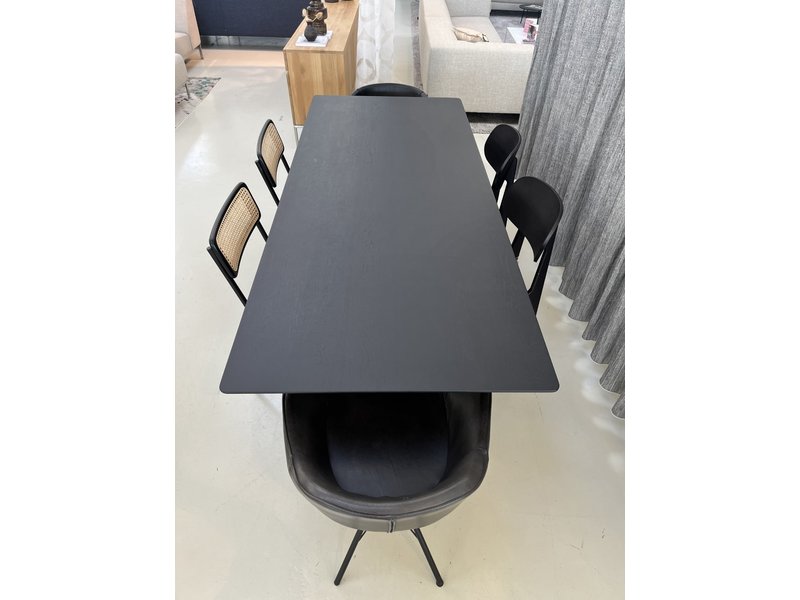 Dyyk Balou tafel van DYYK van € 1.375 nu €999
