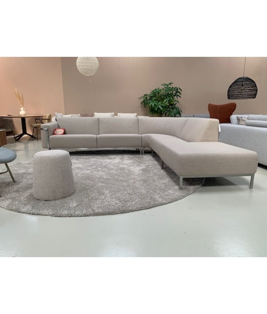 HARVINK Strakke hoekbank en poef FLINK in ploegwool van €8625 voor € 1999