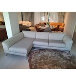 Mooie nieuwe hoekbank FOLD van Pode in de opruiming van € 5020 nu voor € 3765