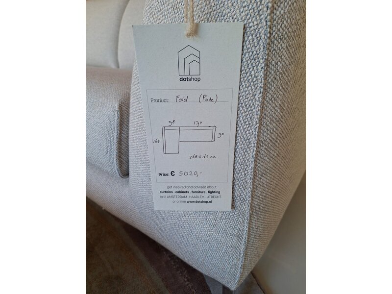 pode Mooie nieuwe hoekbank FOLD van Pode in de opruiming van € 5020 nu voor € 3765