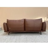 Showroom Sale _ Dragees bank Calia Italia in  leder