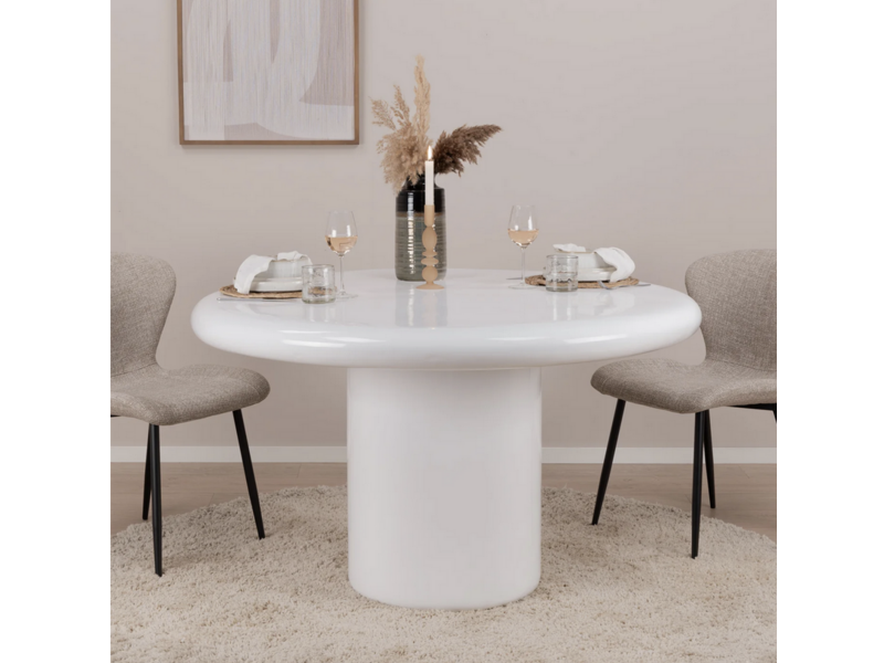 By Boo tafel Frost nu voor euro 499,- ipv originele prijs euro 749,-