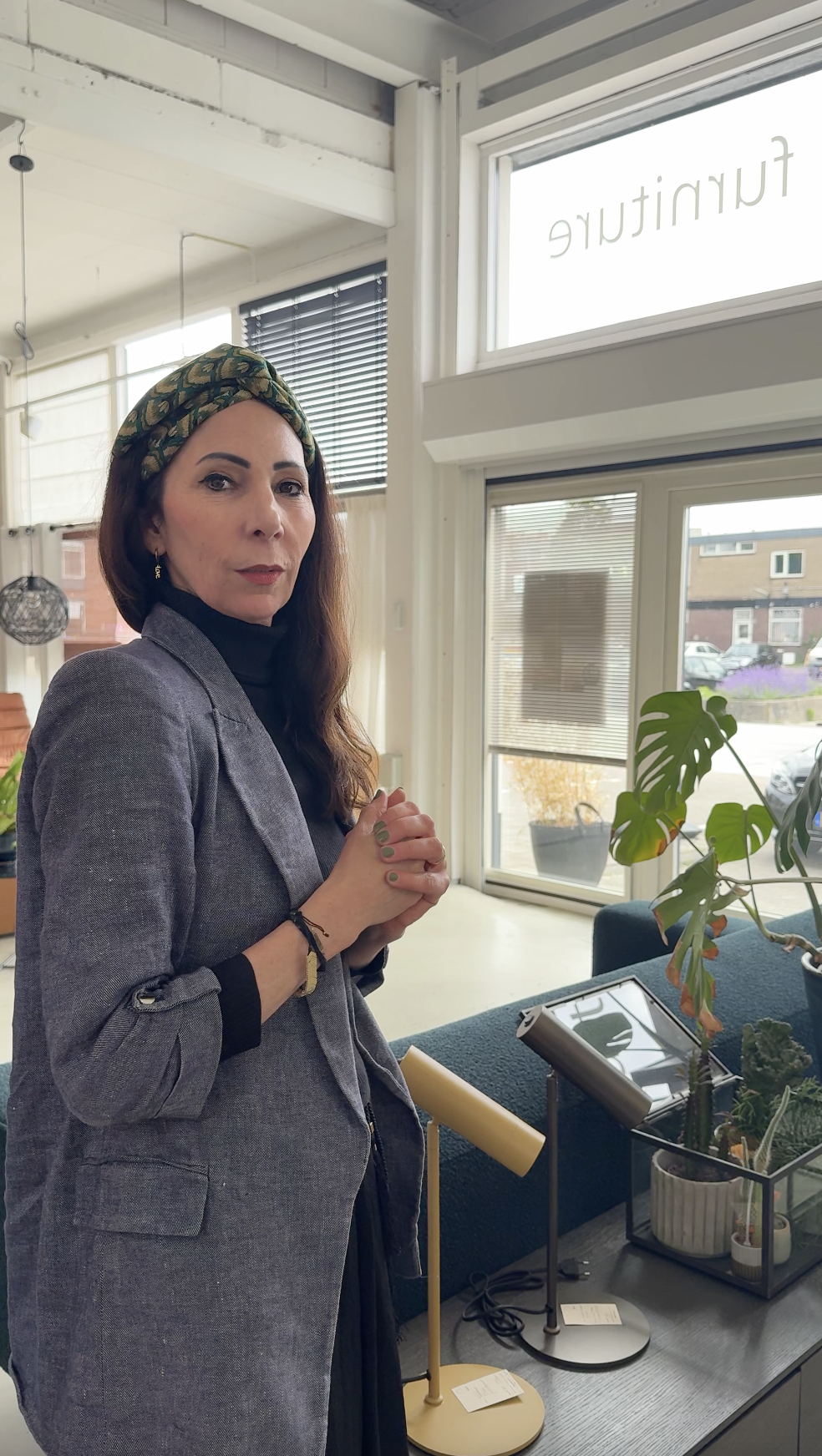 GORDIJNEXPERT MIREILLE AAN HET WOORD  -   DE VRAAG DIE VAAK WORDT VERGETEN BIJ HET KIEZEN VAN GORDIJNEN.