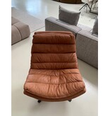 Dyyk Kameraad draaifauteuil in het leer (zacht leder) van € 1469 voor € 799