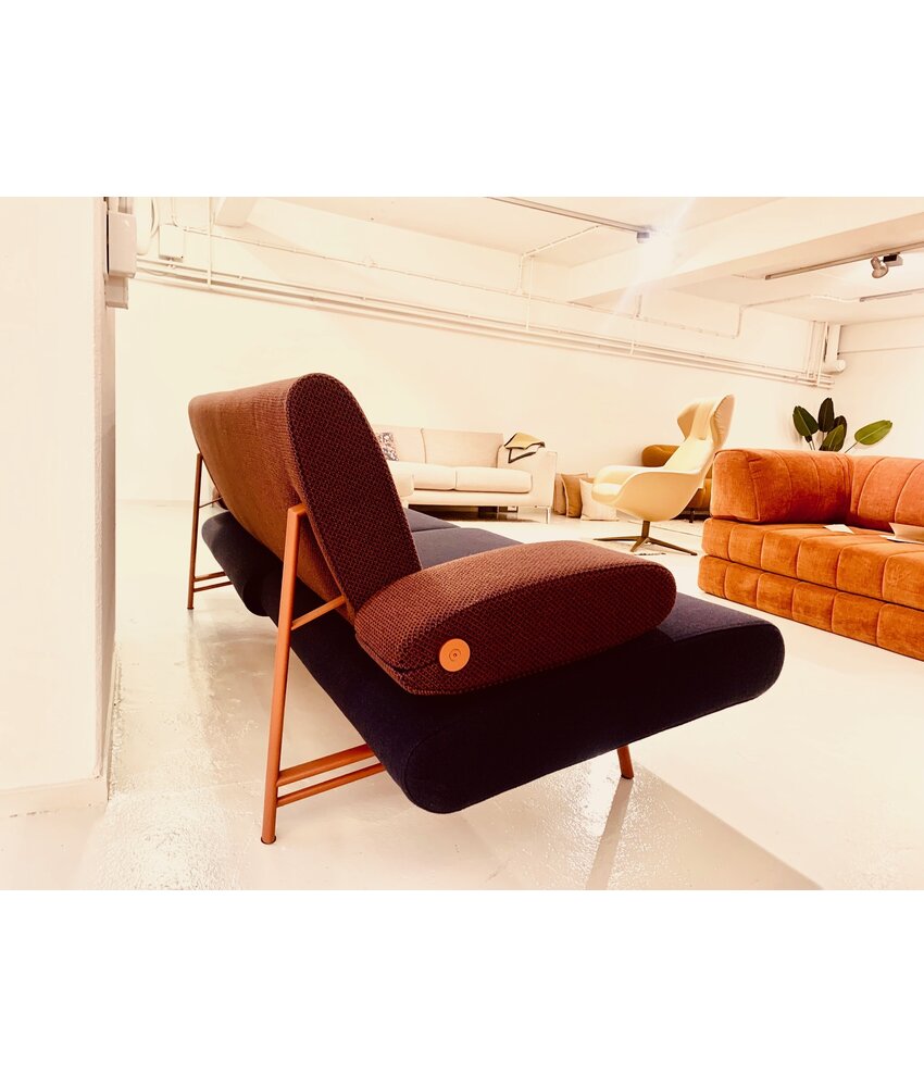 Strak Nederlands design de Armslag bank 3 zits  van Harvink van € 4285 nu voor € 2995