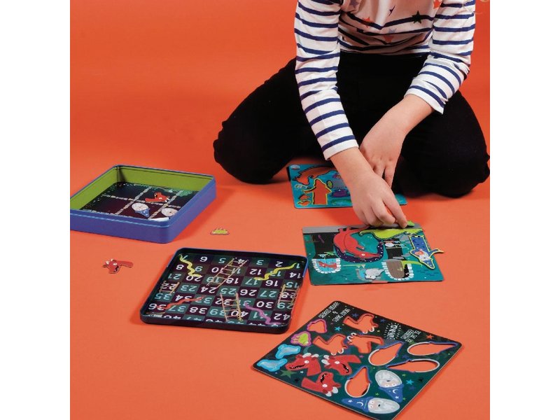 Floss & Rock Game box Spellbound 4-in-1 - 19.5 x 19.5 cm