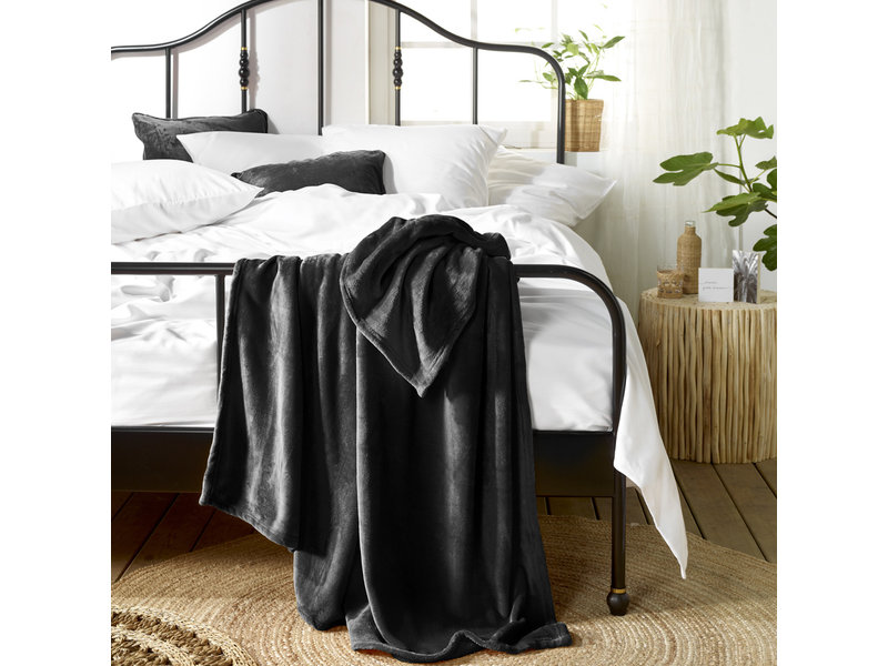 De Witte Lietaer Fleece blanket Snuggly Black- 150 x 200 cm - Black