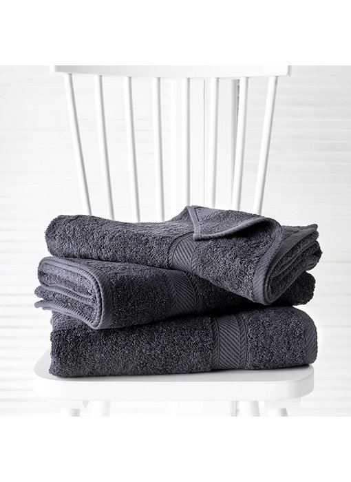 De Witte Lietaer Shower towels Helene Ebony 3 pieces