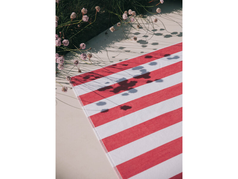 Torres Novas 1845 Textiel Torres Novas Beach towel Gibalta 100x180cm Pink