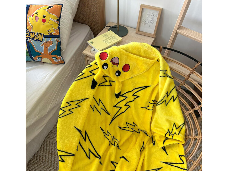 Pokémon Fleeceplaid met capuchon Pikachu- 125 x 150 cm - Polyester