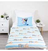 Bluey BABY / Peuter dekbedovertrek Cuddle - 135 x 100 + 40 x 60 cm - Katoen