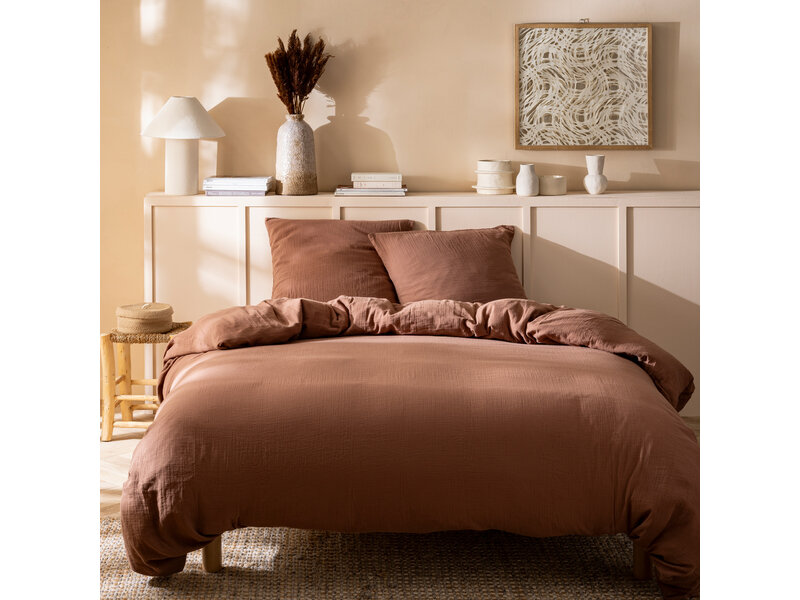 Matt & Rose Duvet Cover - Hotel Size - Chocolate - 260 x 240 + (2x) 65 x 65 cm - Brown - Cotton Muslin
