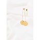 Zusss Oorbellen met gehammerde hanger - goud Zusss Oorbellen met gehammerde hanger - goud