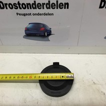 Nebelschlussleuchte in der Stoßstange 9674308980 Peugeot 208