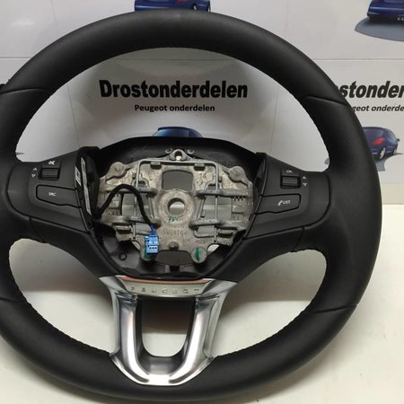 steering wheel leather 96739515ZD peugeot 208 radio telephone