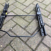 Seat rails left peugeot 208 3 doors (8916GZ)