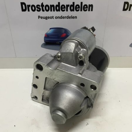 starter motor 9801667780 peugeot 208 (5802Z8)