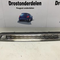 Remlicht In Spoiler 9688016380 Peugeot 2008(6351LX)