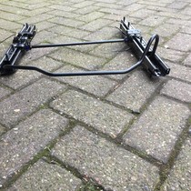 stoel rails links peugeot 308 cc (8846NX)