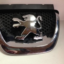 embleem voorbumper  9680505177 peugeot 308 (7810S5)