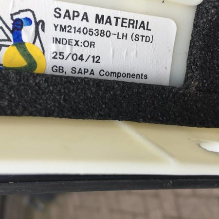 Dachzierleiste links Chrom Peugeot RCZ (1607074080) YM21405380