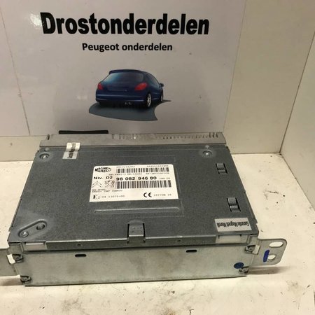 Radio /navigation computer 9808294680 Peugeot 308 T9