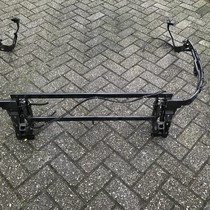 ACHTERKLEP FRAME  8484CF peugeot 207 cc cabriolet