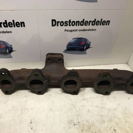 Exhaust manifold piece 1.6 hdi DV6TED4 (0341J2) peugeot 207