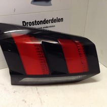 REAR LIGHT LEFT ON TAILGATE 9811027880 PEUGEOT 5008II