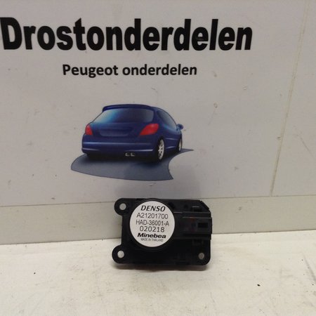 Kachelklep Motor 9821293280 (1609172180) Peugeot 5008 II P87E DENSO  A21201700