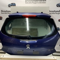 Heckklappe eines Peugeot 208 Farbe blau (KUC)