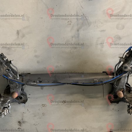 Rear axle peugeot 208 disc brakes