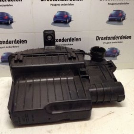 AIR FILTER HOUSING 9670851880 PEUGEOT 208