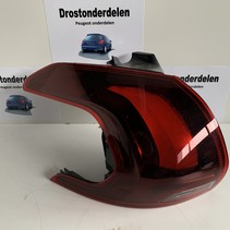 Rücklicht links 9826730480 Peugeot 2008 Facelift-Modell