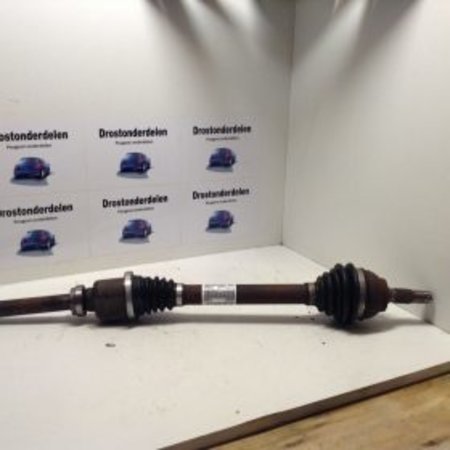 drive shaft right 9656135080 peugeot 208 (3273KR) (3273KS)