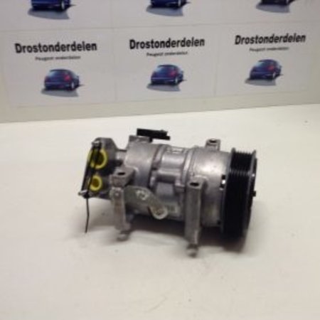 Air conditioning pump 9672247080 PEUGEOT 208