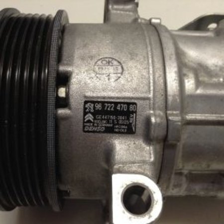 Air conditioning pump 9672247080 PEUGEOT 208