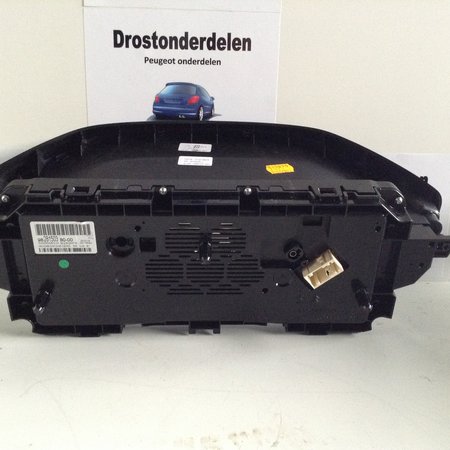 Instrumententafel / Kilometerzähler 9828150380 Peugeot 3008 P84