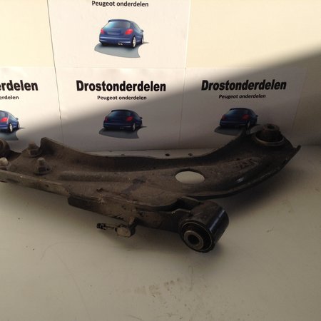 Control Arm Right 9816865480 Peugeot 3008 P84