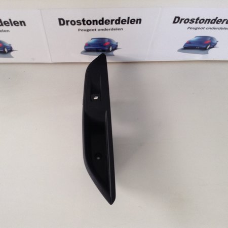 Fensterschalter links hinten 98044803ZD / 9810515077 Peugeot 3008 P84