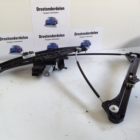 Fensterheber vorne links 9810488980 / 9811848780 Peugeot 3008 II P84E