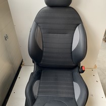 Front seat right half leather Peugeot 2008