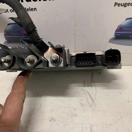 Start / stop Module 9802096780 Peugeot 208 Continental