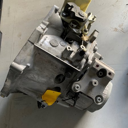 Gearbox peugeot 308 1.6 e hdi gearbox code 20ET46